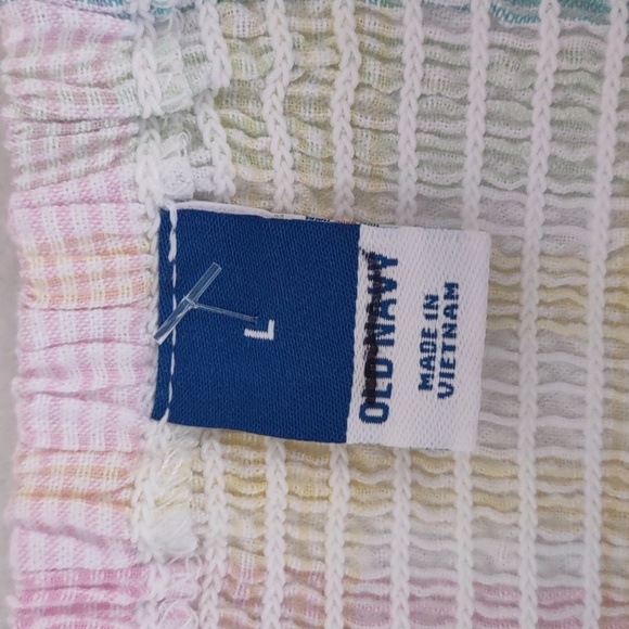 New Puff Sleeve Smocked Top Size L - Picture 6 of 7